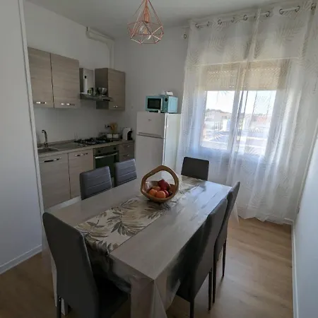Apartment Casa Lamia 253 *